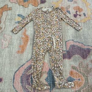 Angel Dear Floral Footie